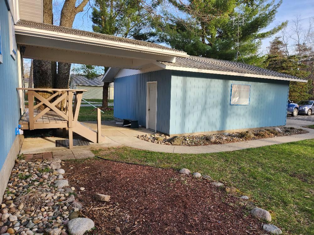 Exterior House & Deck Painting — Forest Lake, MI