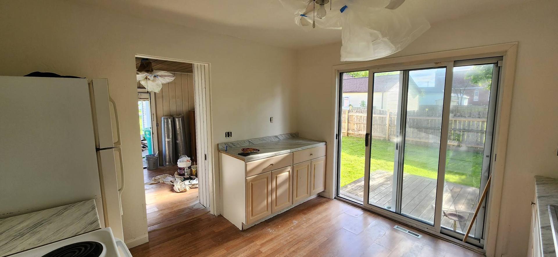 Ceiling & Wall Painting — Tawas, MI