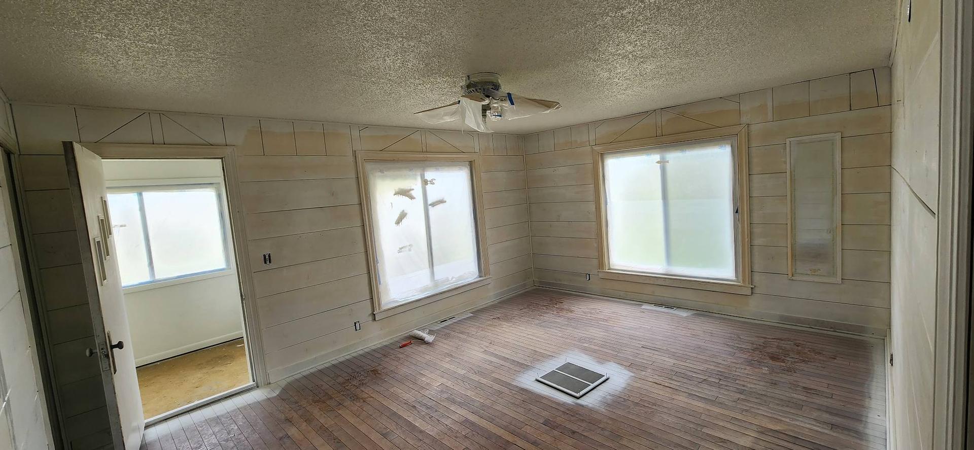 Ceiling & Wall Painting — Tawas, MI