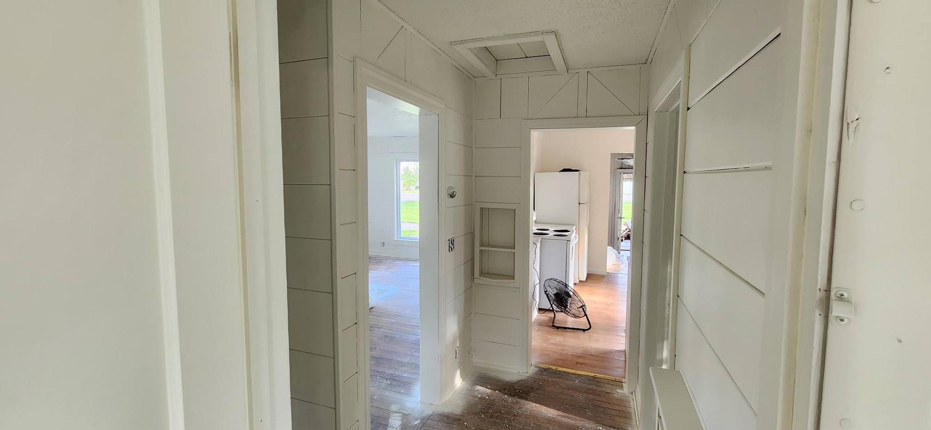 Ceiling & Wall Painting — Tawas, MI