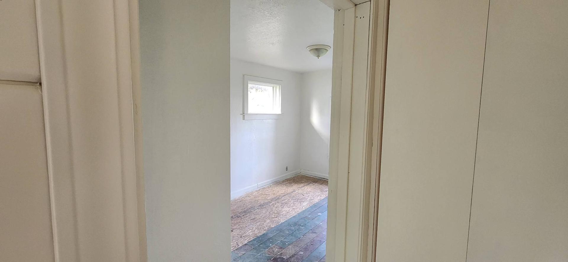 Ceiling & Wall Painting — Tawas, MI