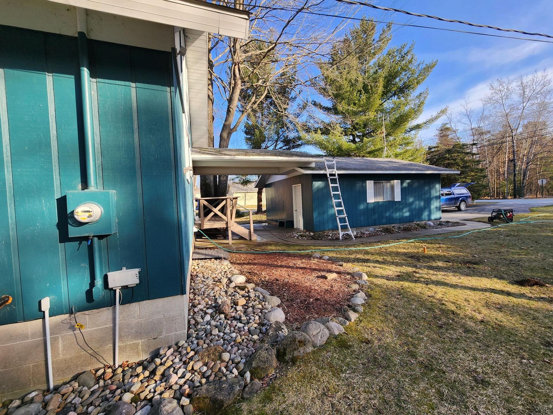 Exterior House & Deck Painting — Forest Lake, MI