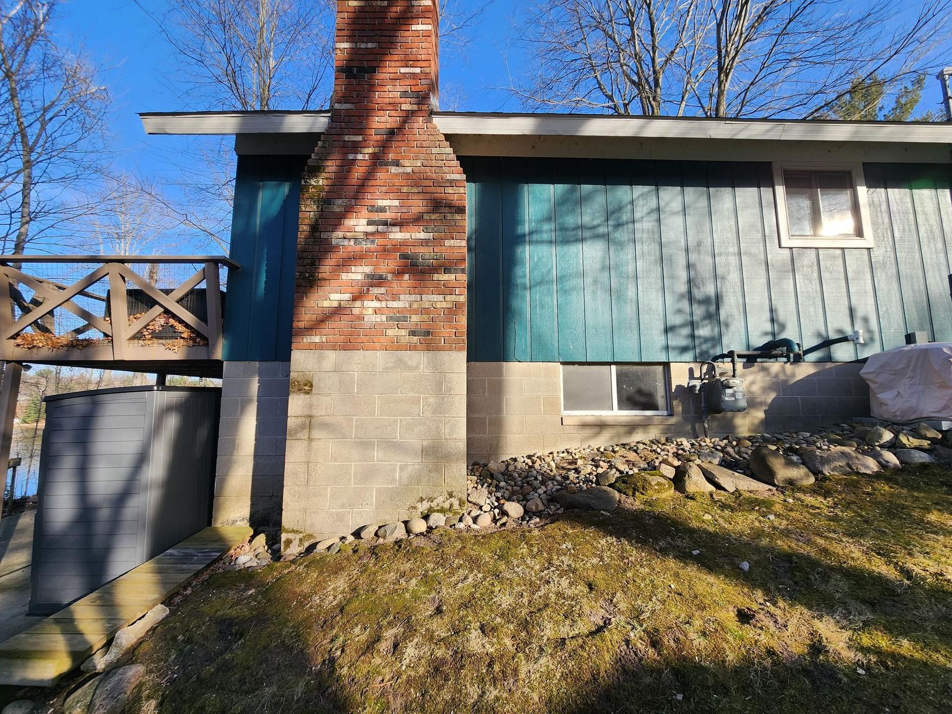 Exterior House & Deck Painting — Forest Lake, MI