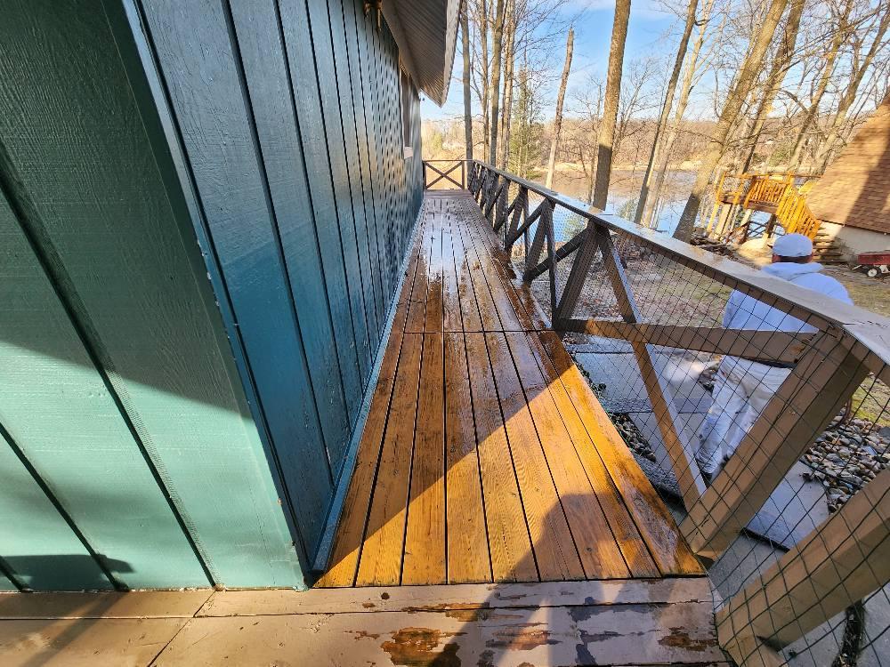 Exterior House & Deck Painting — Forest Lake, MI