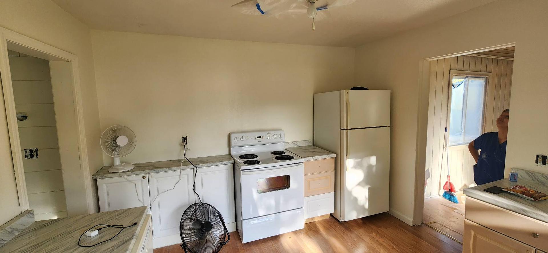 Ceiling & Wall Painting — Tawas, MI