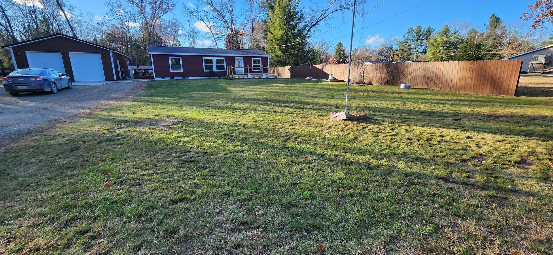 Fall Cleanup — Skidway, MI