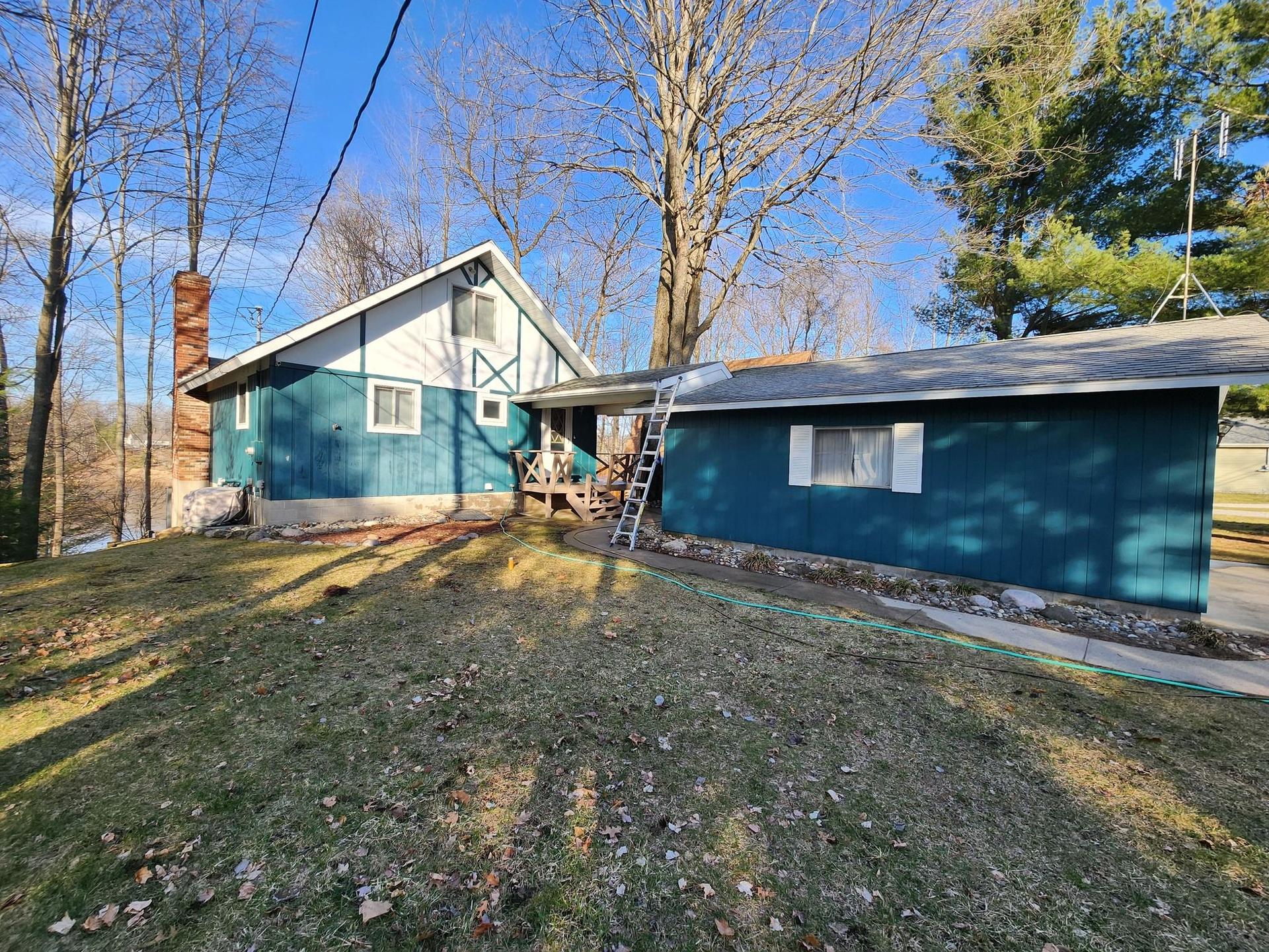 Exterior House & Deck Painting — Forest Lake, MI