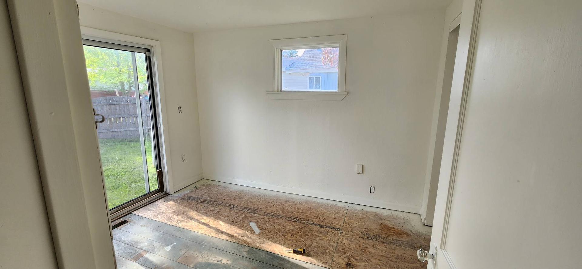 Ceiling & Wall Painting — Tawas, MI