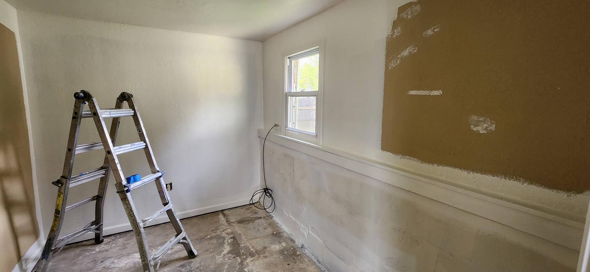 Ceiling & Wall Painting — Tawas, MI