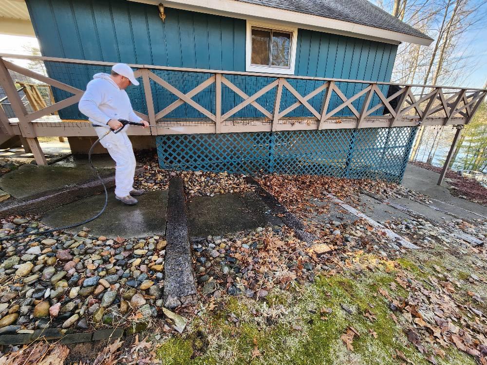 Exterior House & Deck Painting — Forest Lake, MI